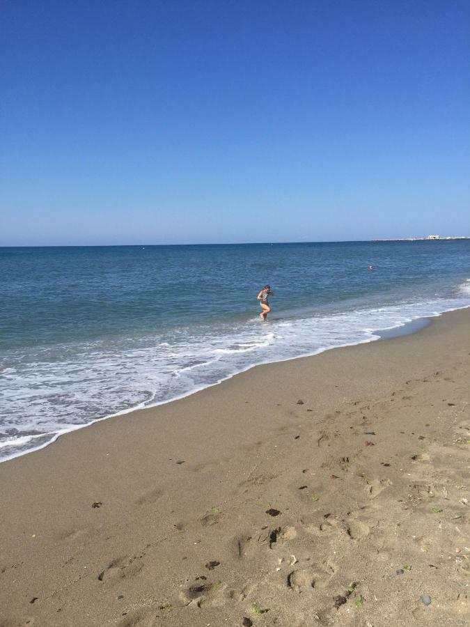 Apartment By The Beach Sitio de Calahonda 外观 照片